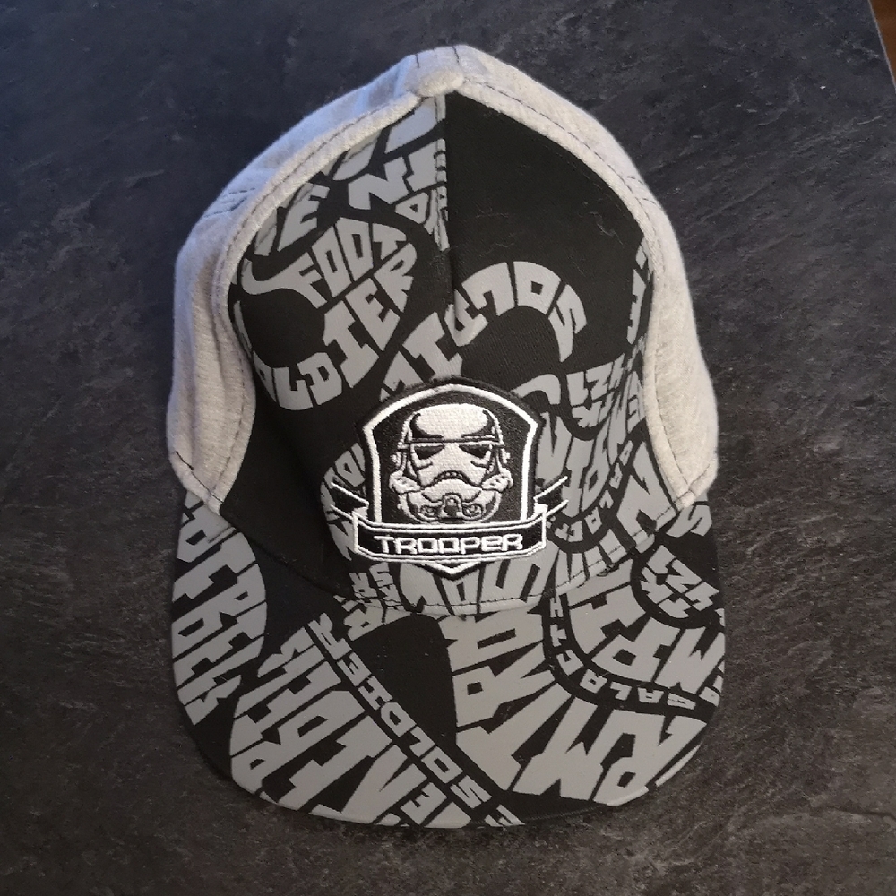 Star Wars Velcro Hat Size 8-16 Lucasfilms